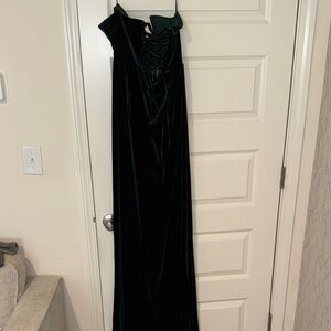 Elegant Dark Green Velvet Gown